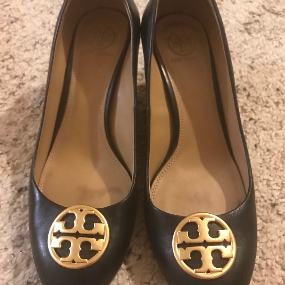 Tory Burch Chelsea Wedge 8.5
